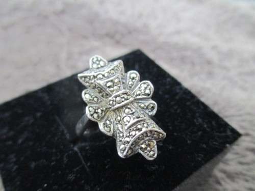 ANTIQUE  SOLID STERLING SILVER RING SET WITH MARCASITE